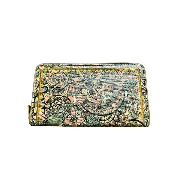 SAKROOTS Multicolored Artist Design Florals Gold Embossed Traingles Wallet - Picture 2 of 10